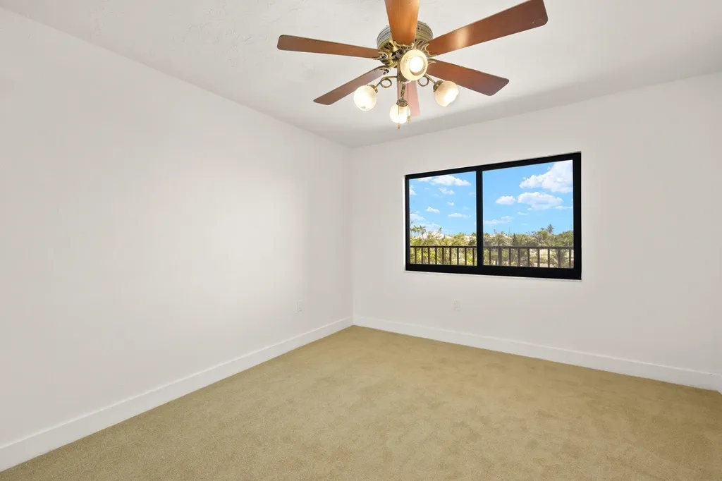2915 W Gulf Drive Sanibel FL 33957