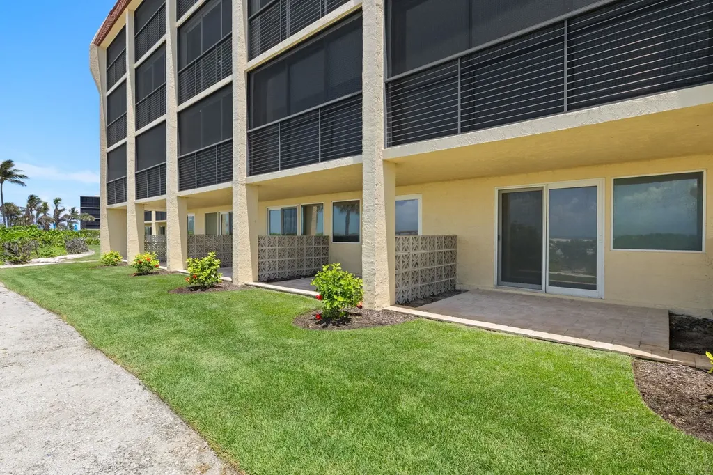 2915 W Gulf Drive Sanibel FL 33957