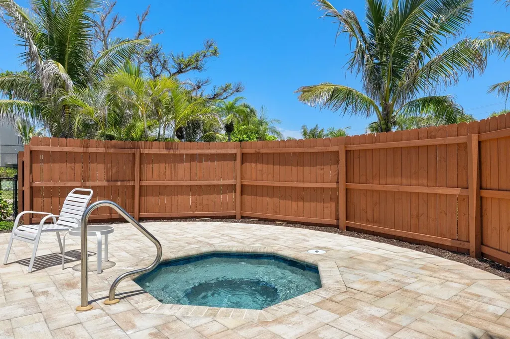 2915 W Gulf Drive Sanibel FL 33957