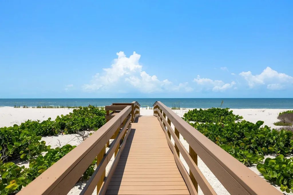 2915 W Gulf Drive Sanibel FL 33957