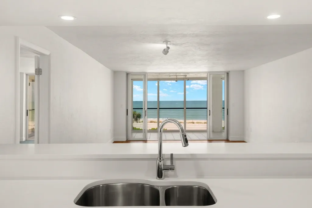 2915 W Gulf Drive Sanibel FL 33957