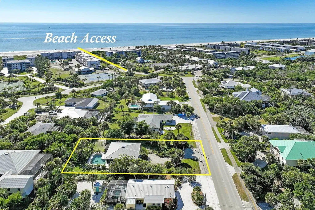 662 Donax Street Sanibel FL 33957