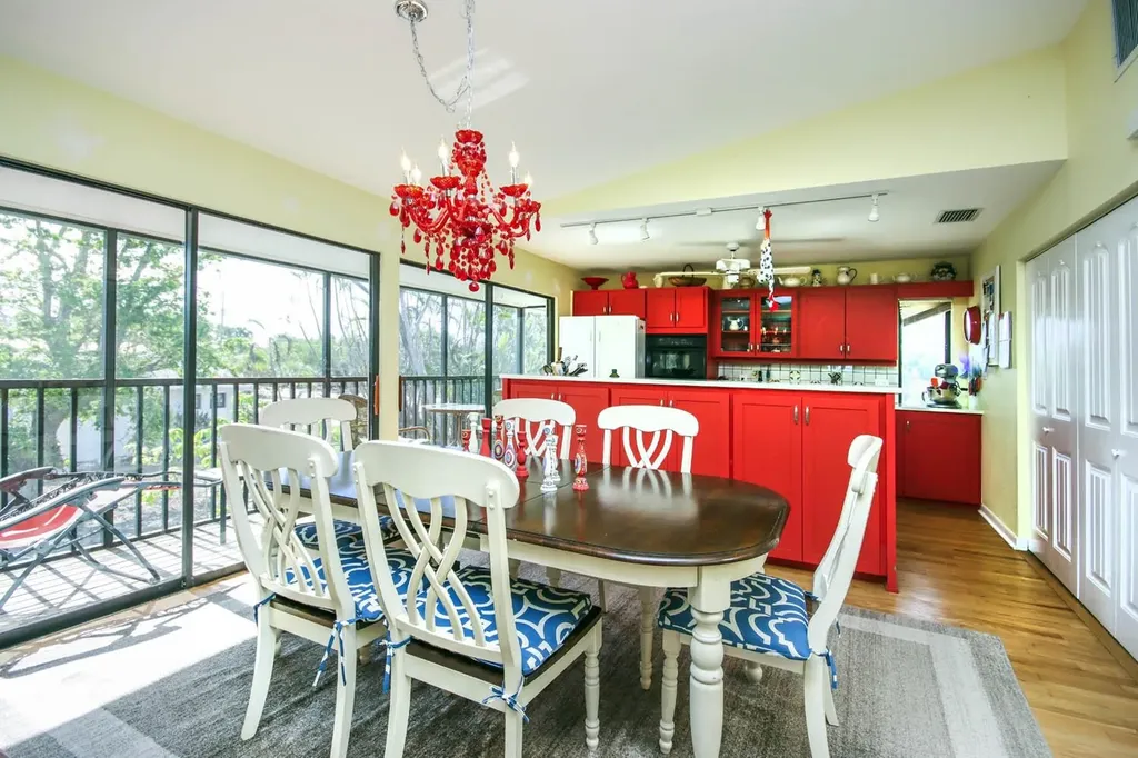 662 Donax Street Sanibel FL 33957