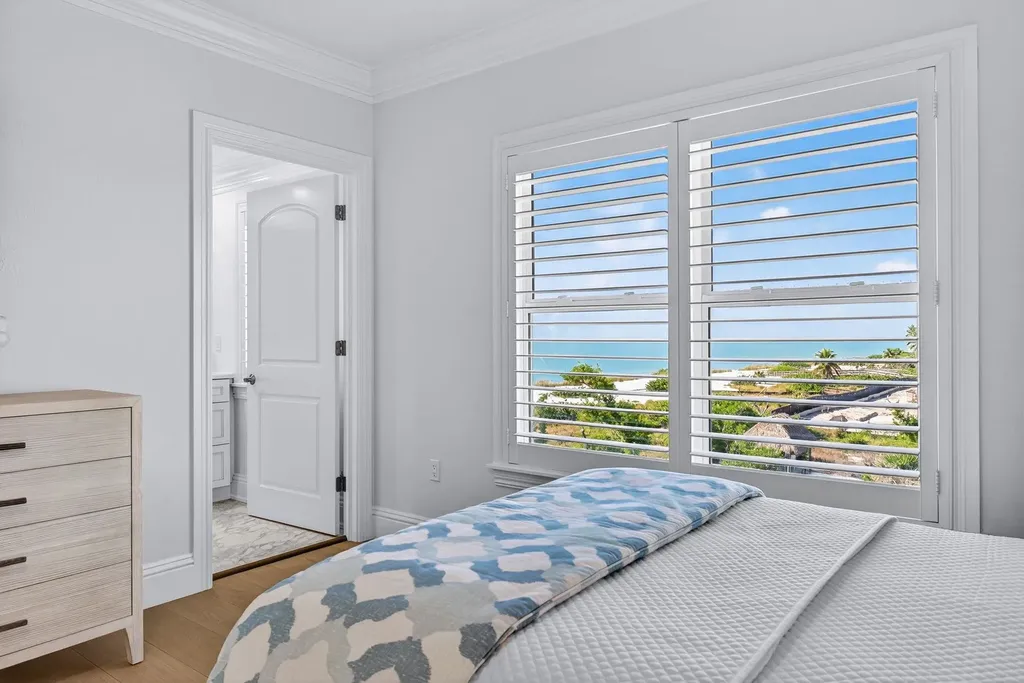 2549 W Gulf Drive Sanibel FL 33957