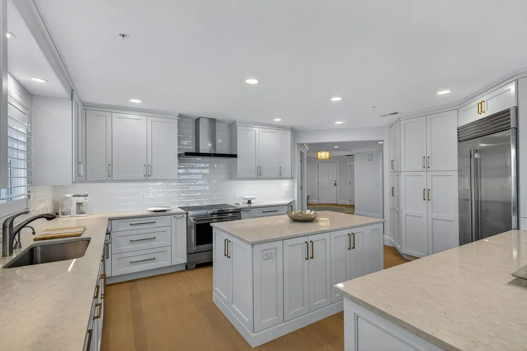 2549 W Gulf Drive Sanibel FL 33957