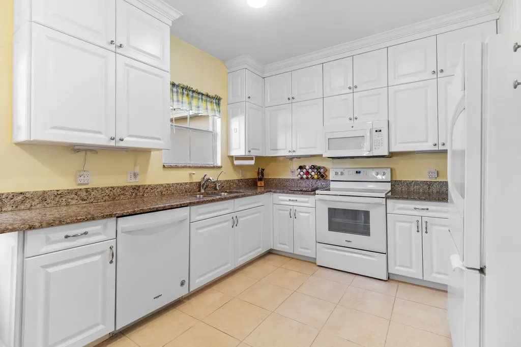 28060 Palmas Grandes Lane Bonita Springs FL 34135
