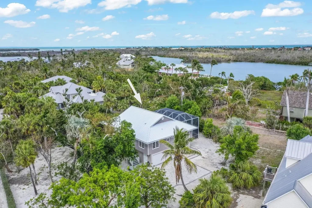 2596 Roosevelt Place Sanibel FL 33957