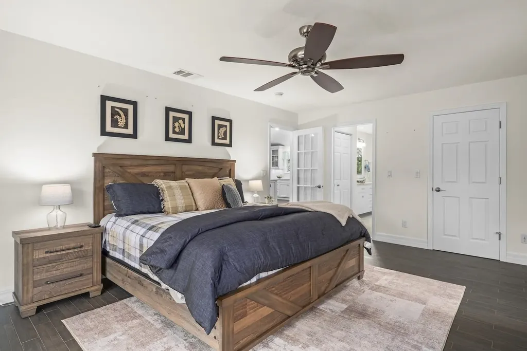 2596 Roosevelt Place Sanibel FL 33957