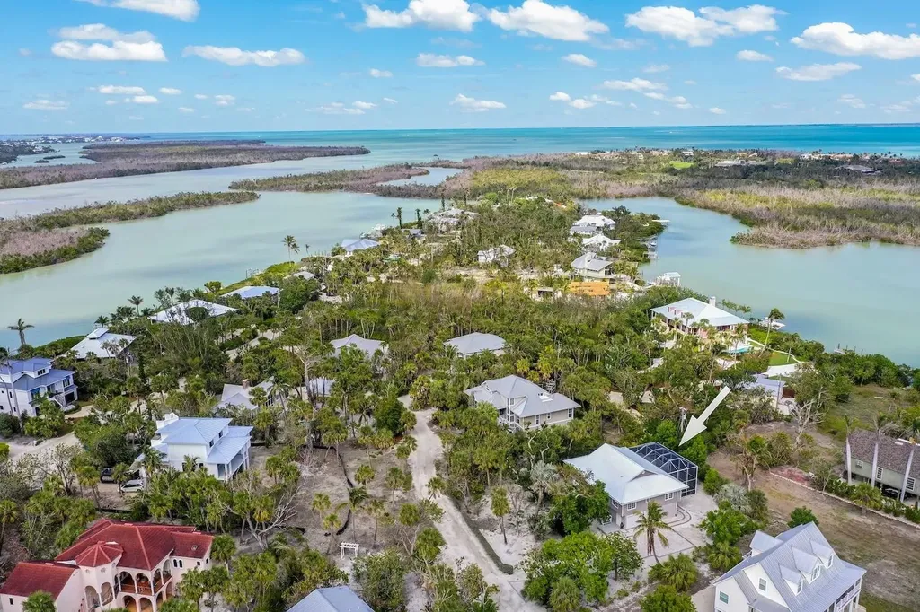 2596 Roosevelt Place Sanibel FL 33957