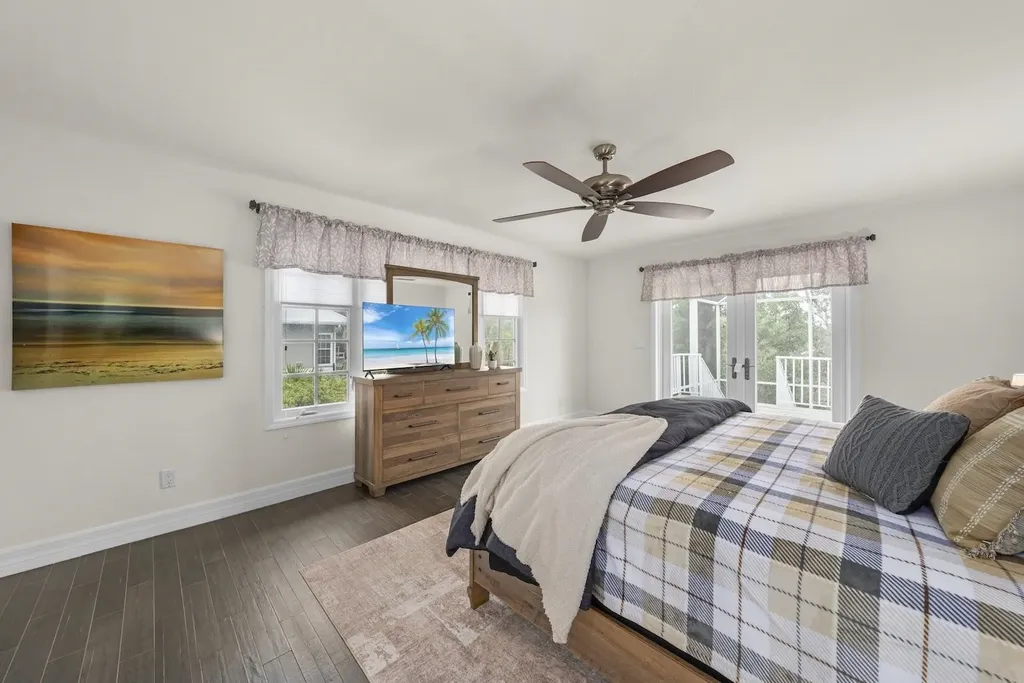 2596 Roosevelt Place Sanibel FL 33957