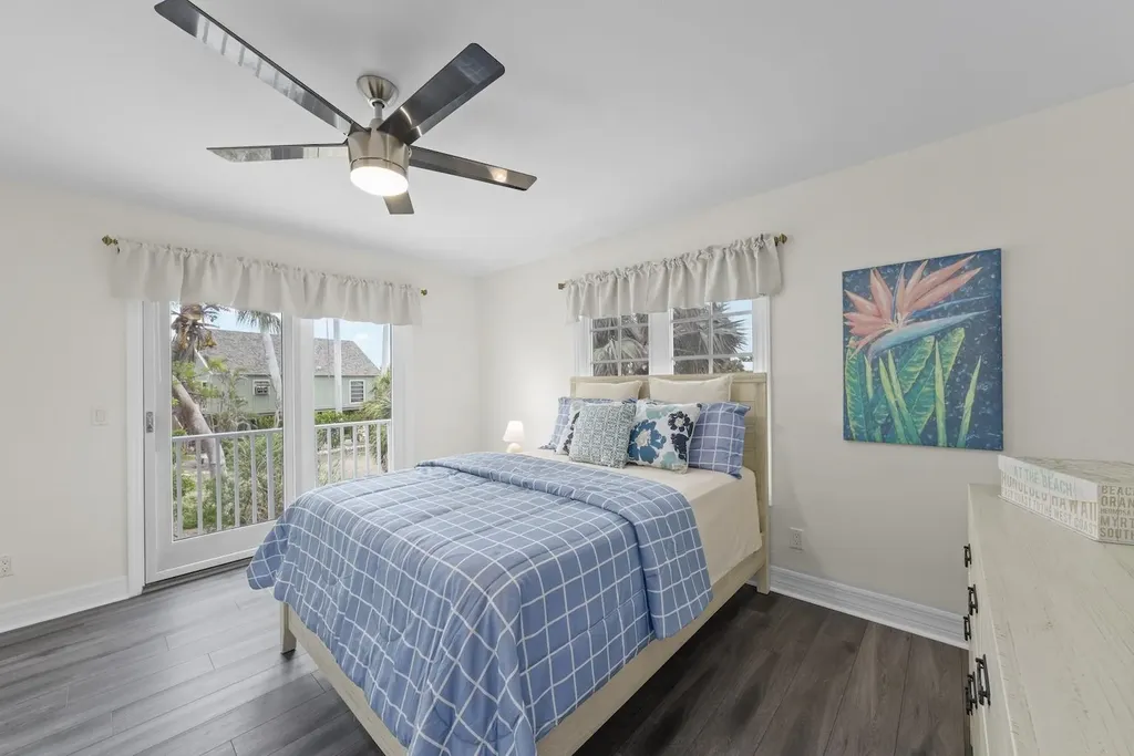 2596 Roosevelt Place Sanibel FL 33957