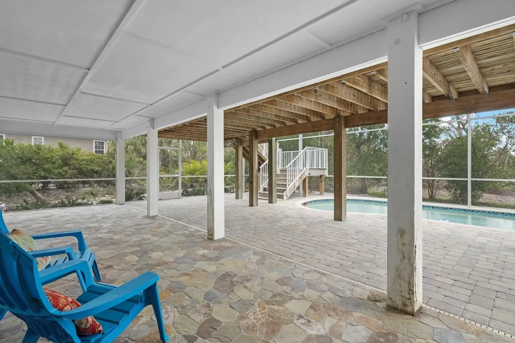 2596 Roosevelt Place Sanibel FL 33957