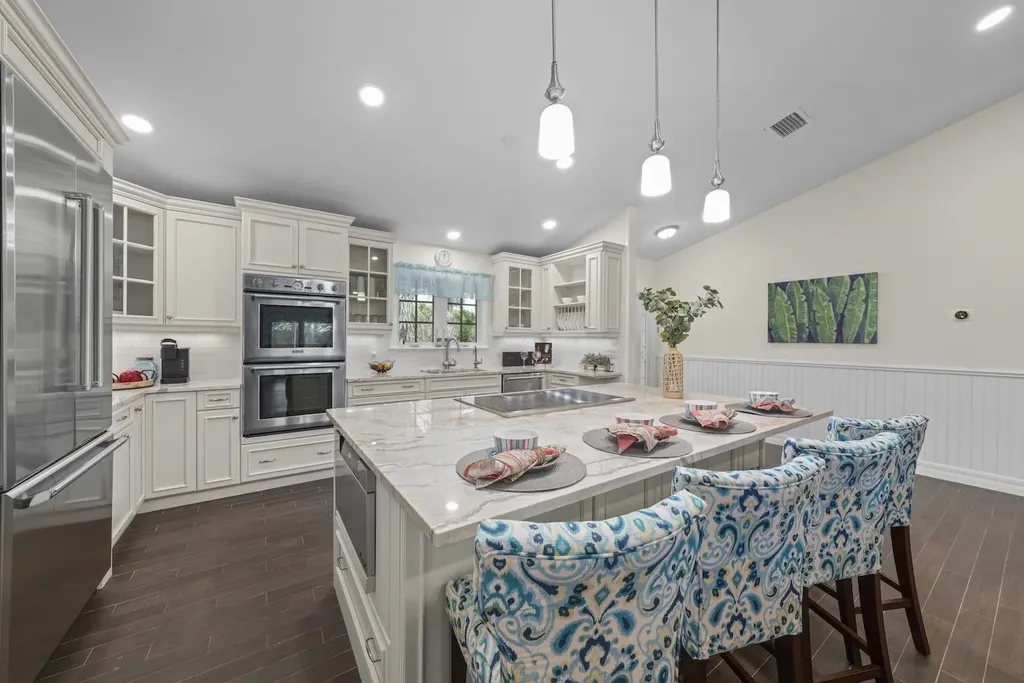 2596 Roosevelt Place Sanibel FL 33957