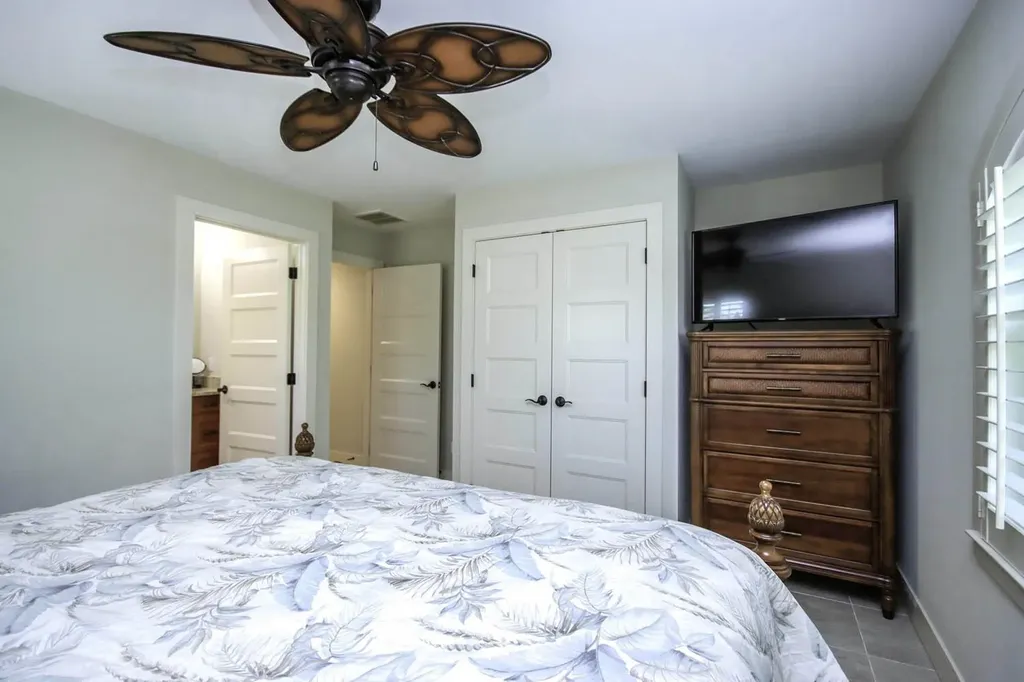 1310 Par View Drive Sanibel FL 33957