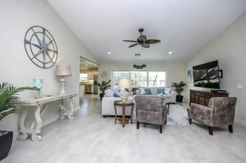 1310 Par View Drive Sanibel FL 33957