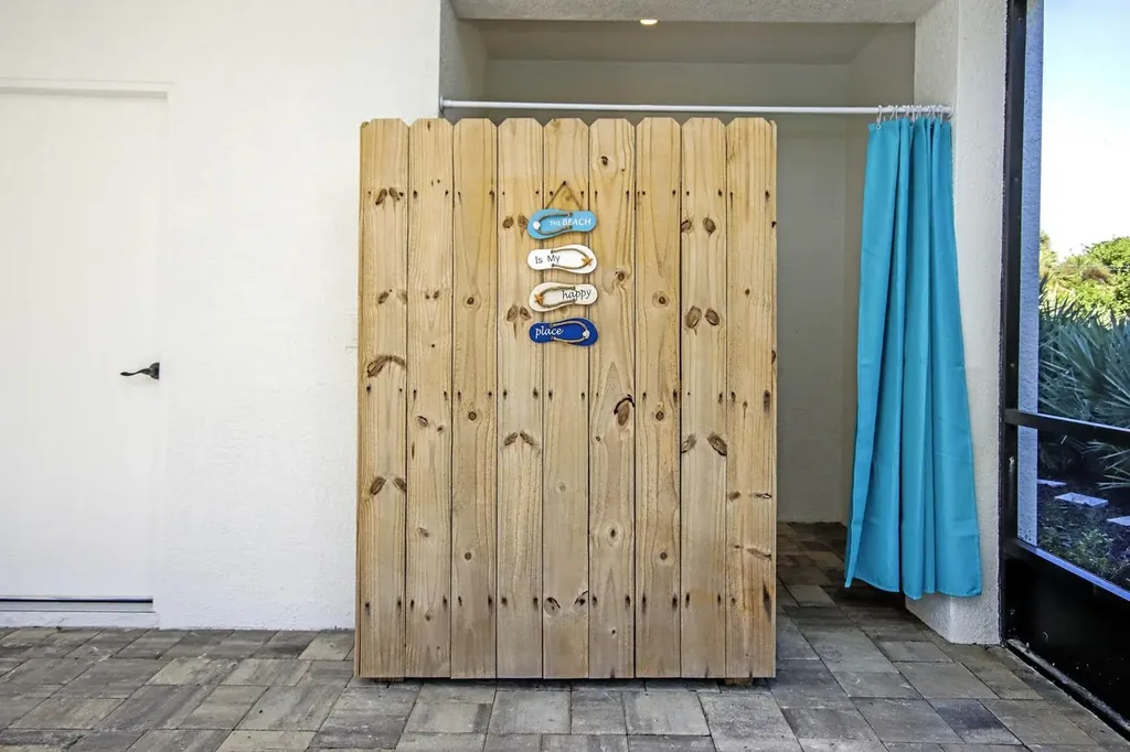 1310 Par View Drive Sanibel FL 33957