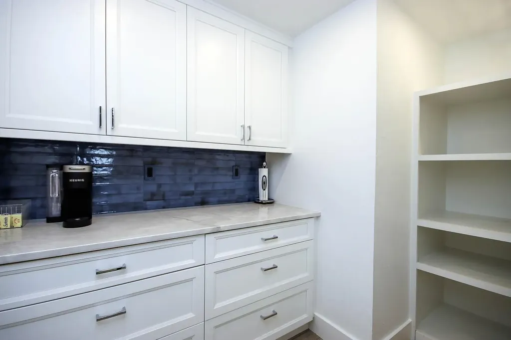 2629 W. Gulf Drive Sanibel FL 33957