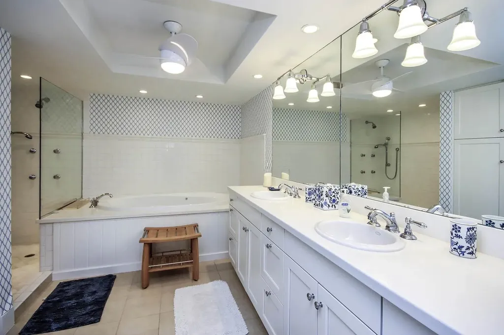 2629 W. Gulf Drive Sanibel FL 33957