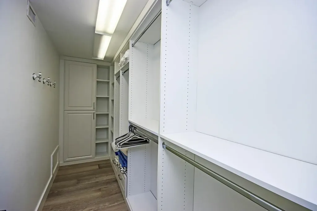 2629 W. Gulf Drive Sanibel FL 33957