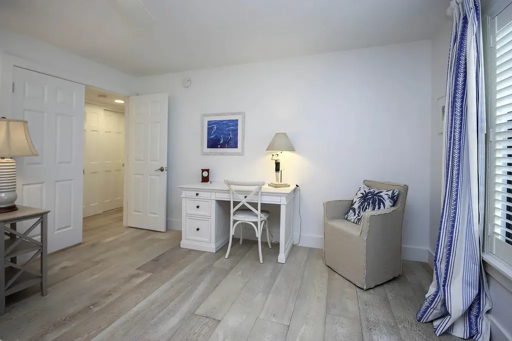 2629 W. Gulf Drive Sanibel FL 33957