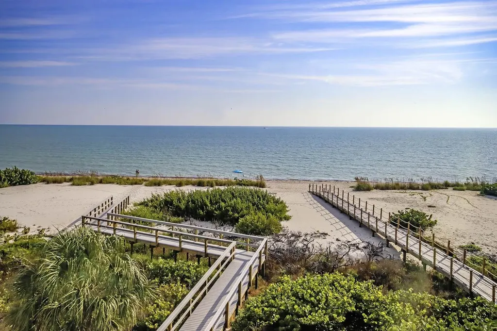 2629 W. Gulf Drive Sanibel FL 33957