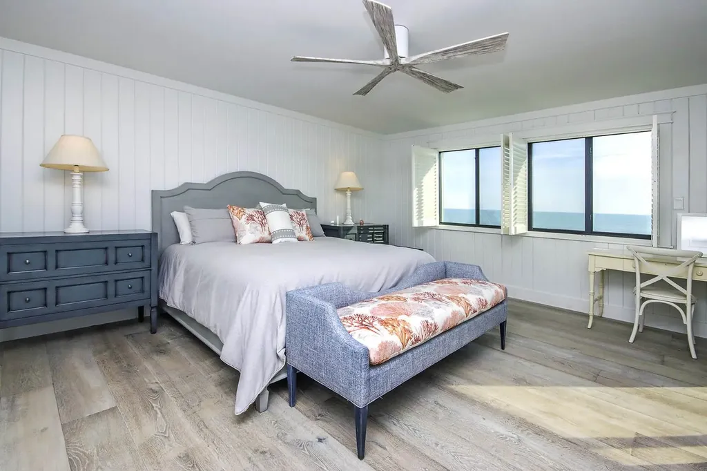 2629 W. Gulf Drive Sanibel FL 33957