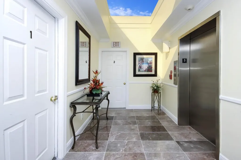 2629 W. Gulf Drive Sanibel FL 33957