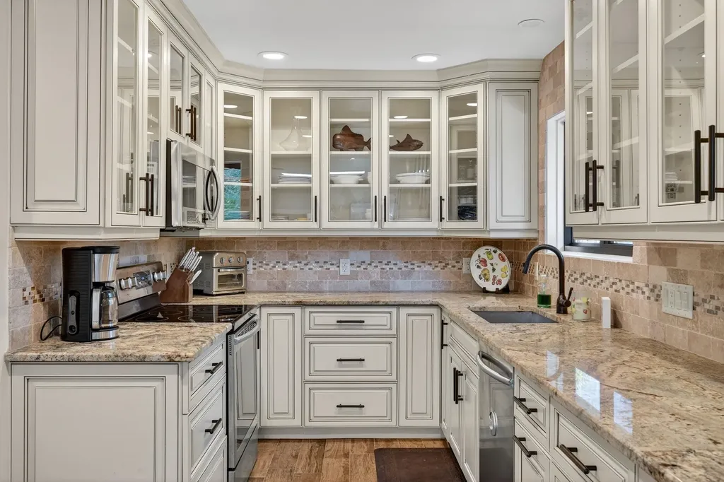 3990 Coquina Drive Sanibel FL 33957