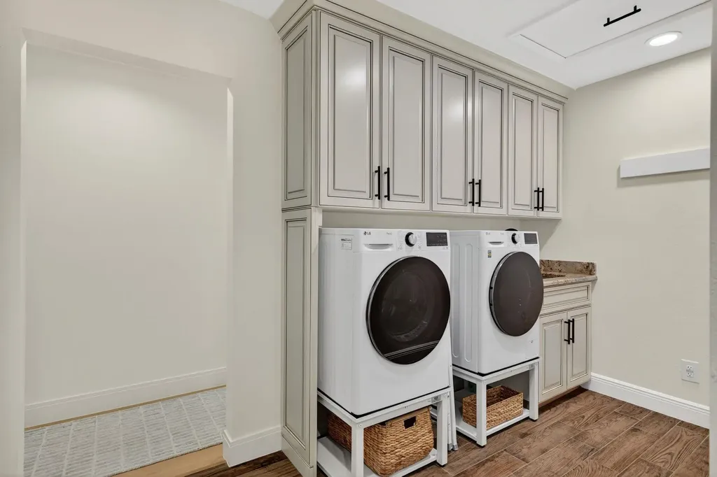 3990 Coquina Drive Sanibel FL 33957