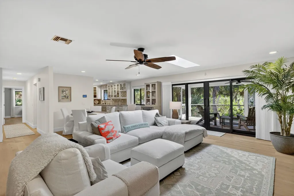 3990 Coquina Drive Sanibel FL 33957