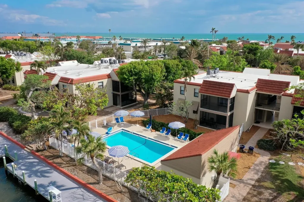 845 E Gulf Drive Sanibel FL 33957