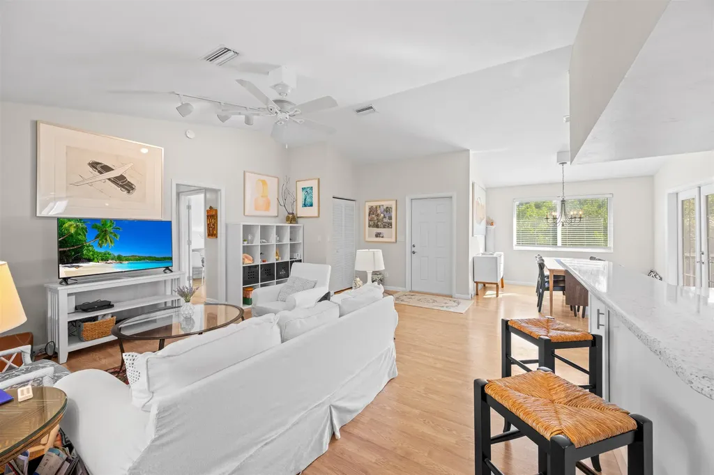 740 Elinor Way Sanibel FL 33957