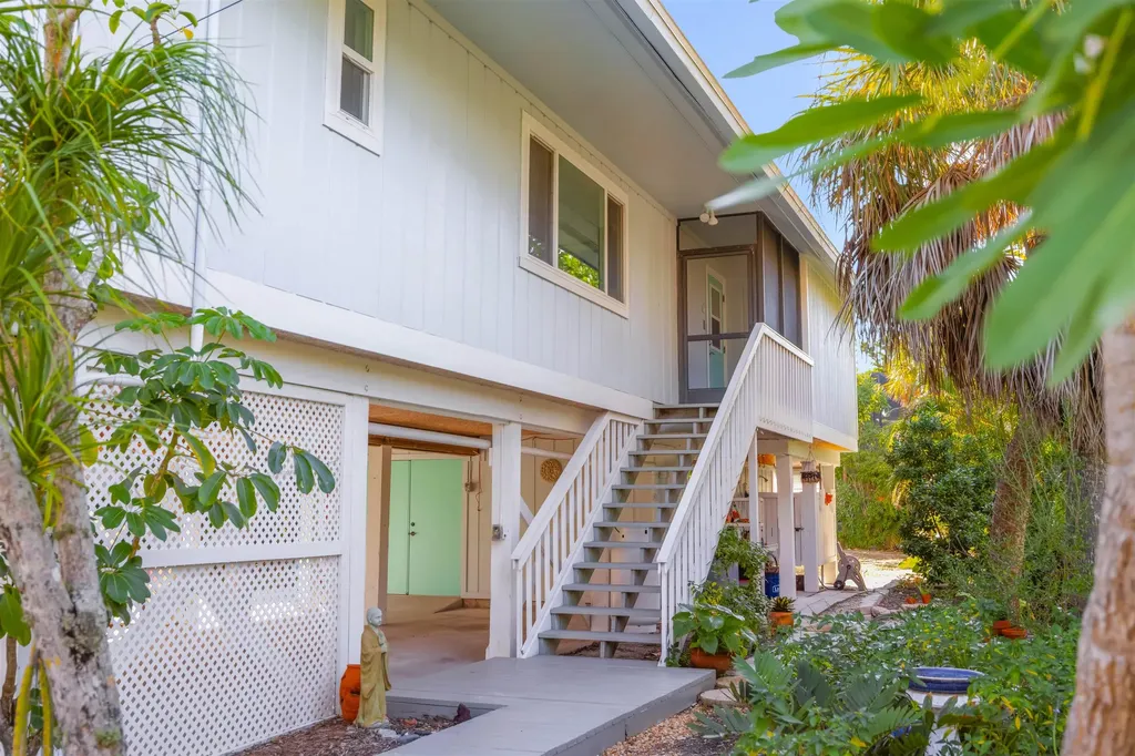 740 Elinor Way Sanibel FL 33957