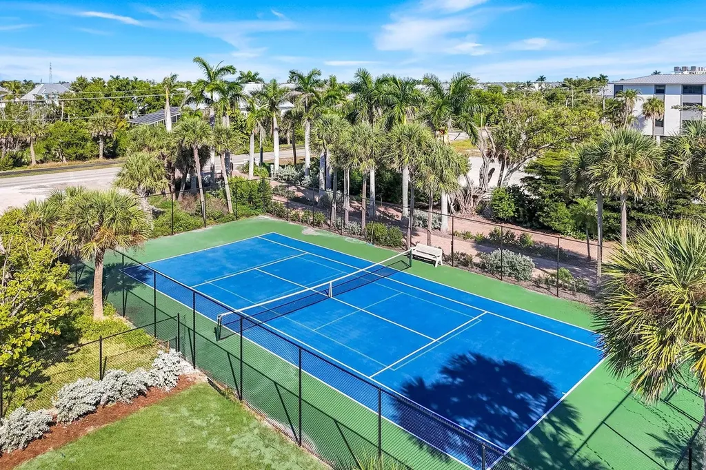 2777 W Gulf Drive Sanibel FL 33957