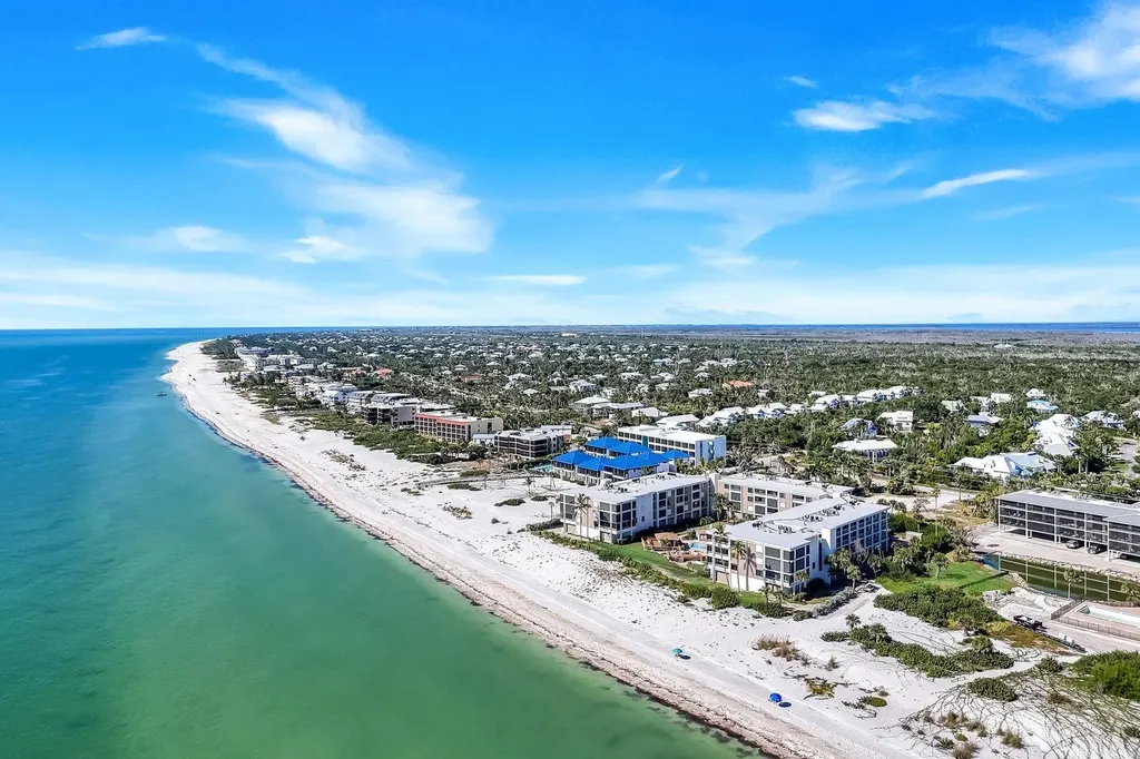2777 W Gulf Drive Sanibel FL 33957