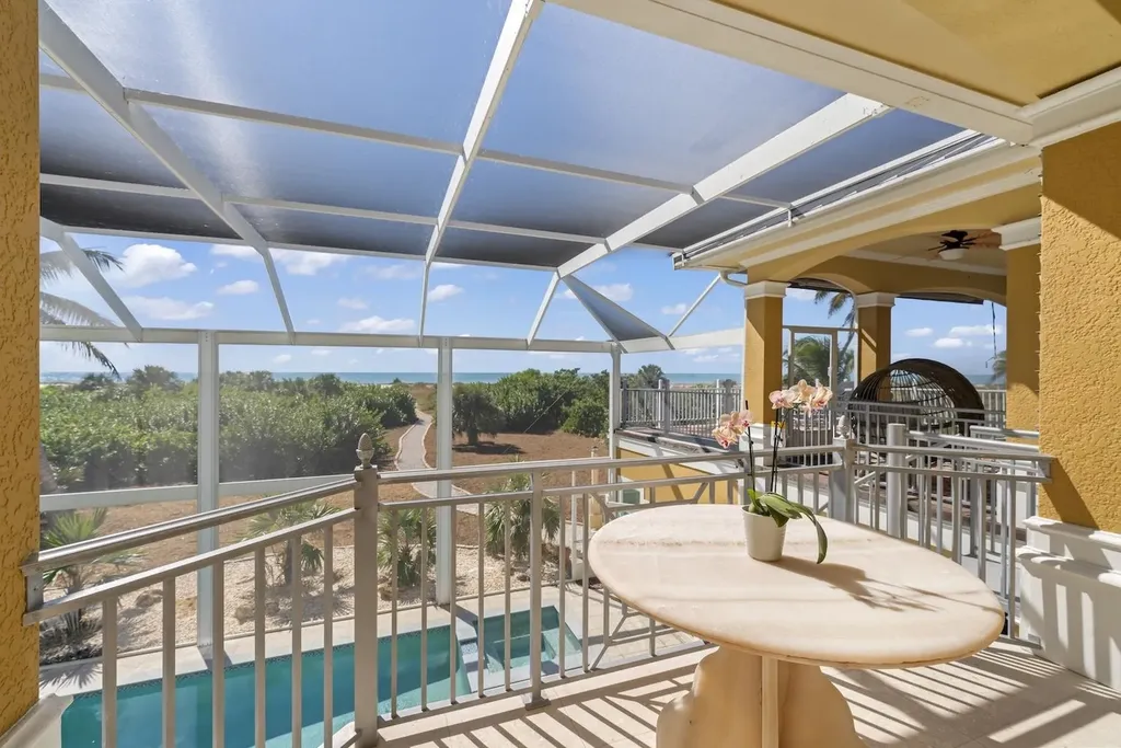 4725 Rue Belle Mer Sanibel FL 33957