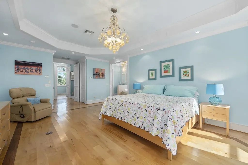 4725 Rue Belle Mer Sanibel FL 33957