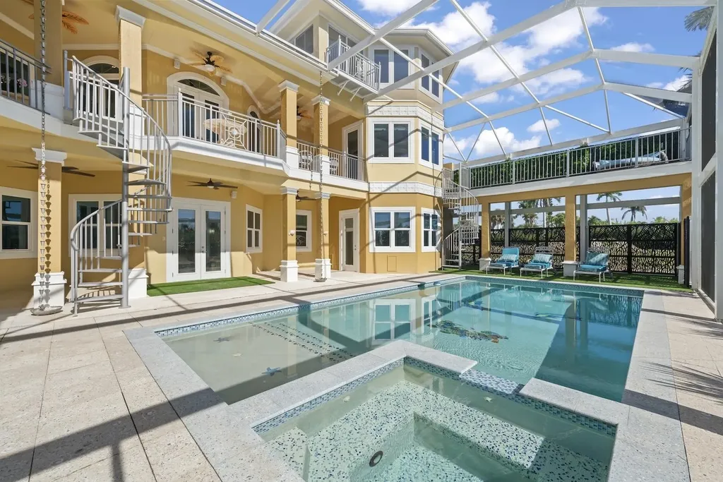 4725 Rue Belle Mer Sanibel FL 33957