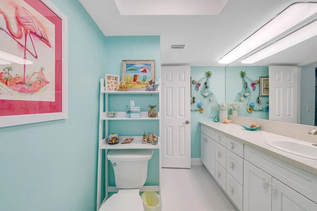 1076 Captains Walk Street Sanibel FL 33957