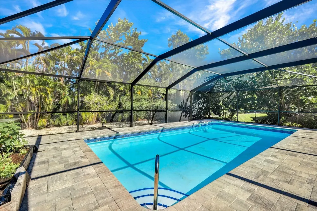 1737 Serenity Lane Sanibel FL 33957