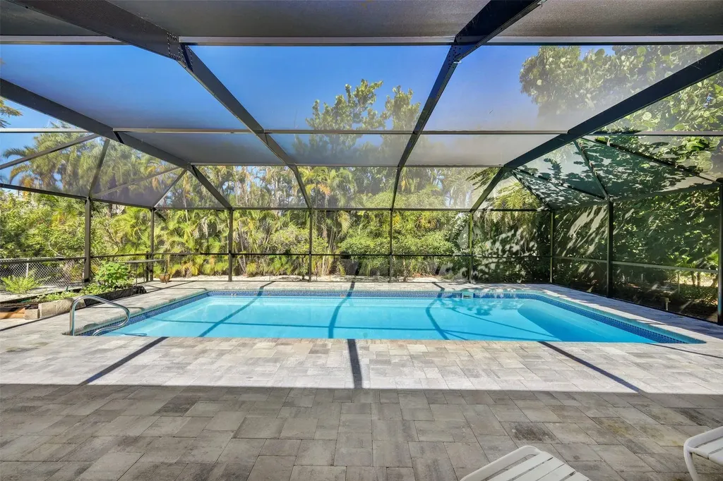 1737 Serenity Lane Sanibel FL 33957