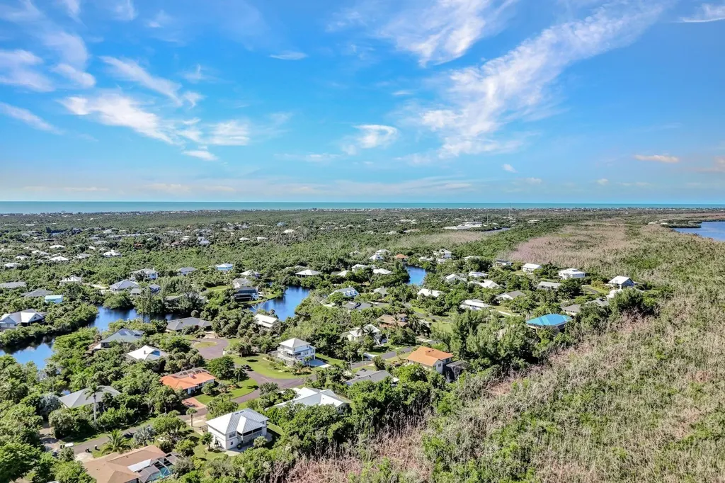 1737 Serenity Lane Sanibel FL 33957