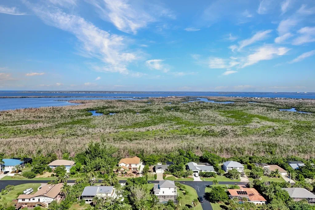 1737 Serenity Lane Sanibel FL 33957
