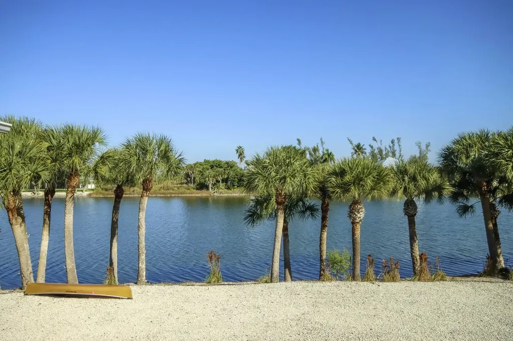 3284 Twin Lakes Lane Sanibel FL 33957-5506