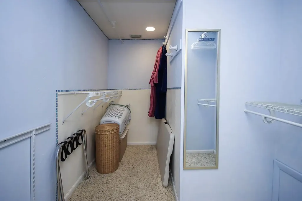 3284 Twin Lakes Lane Sanibel FL 33957-5506