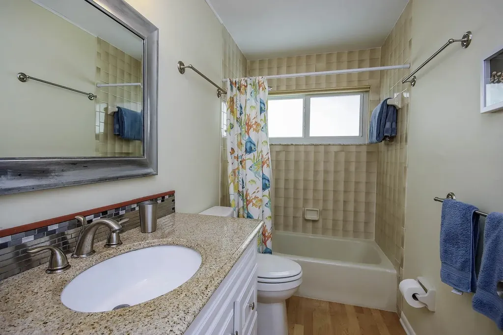 3284 Twin Lakes Lane Sanibel FL 33957-5506