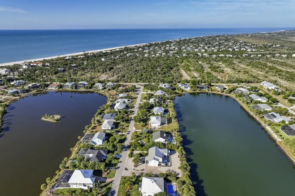 3284 Twin Lakes Lane Sanibel FL 33957-5506