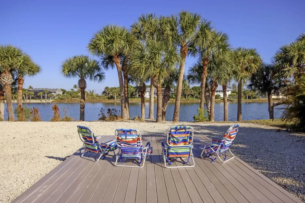 3284 Twin Lakes Lane Sanibel FL 33957-5506