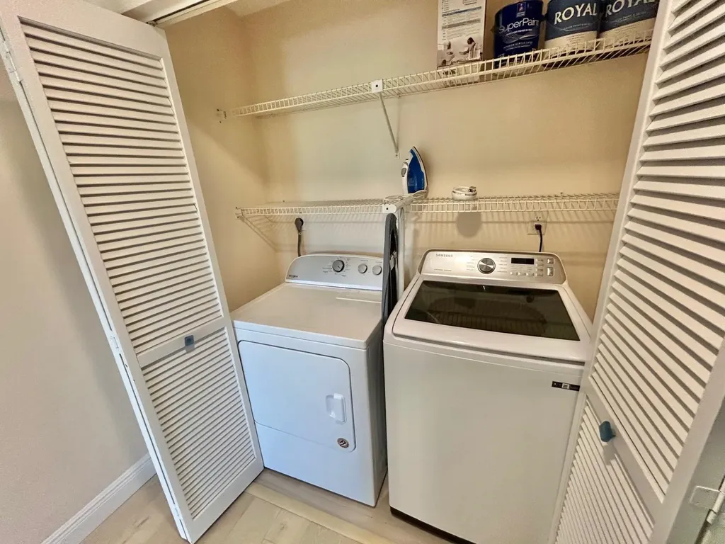 497 E Gulf Drive Sanibel FL 33957
