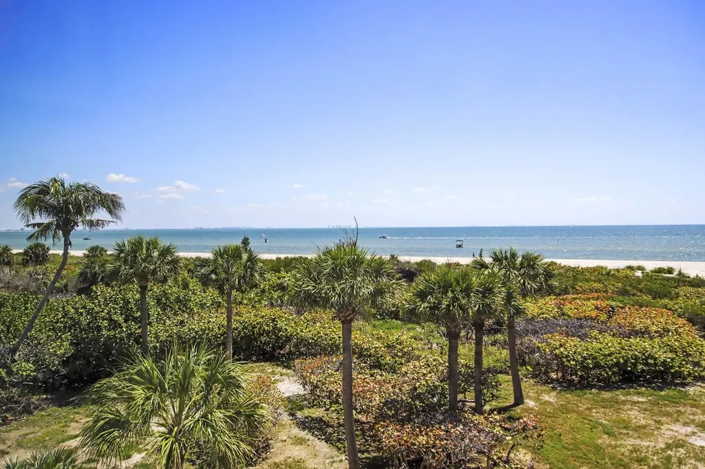 497 E Gulf Drive Sanibel FL 33957